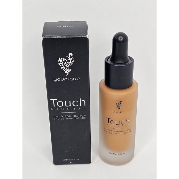 Younique Mineral Touch Liquid Foundation in Challis .68 fl oz New in Box - Picture 1 of 6